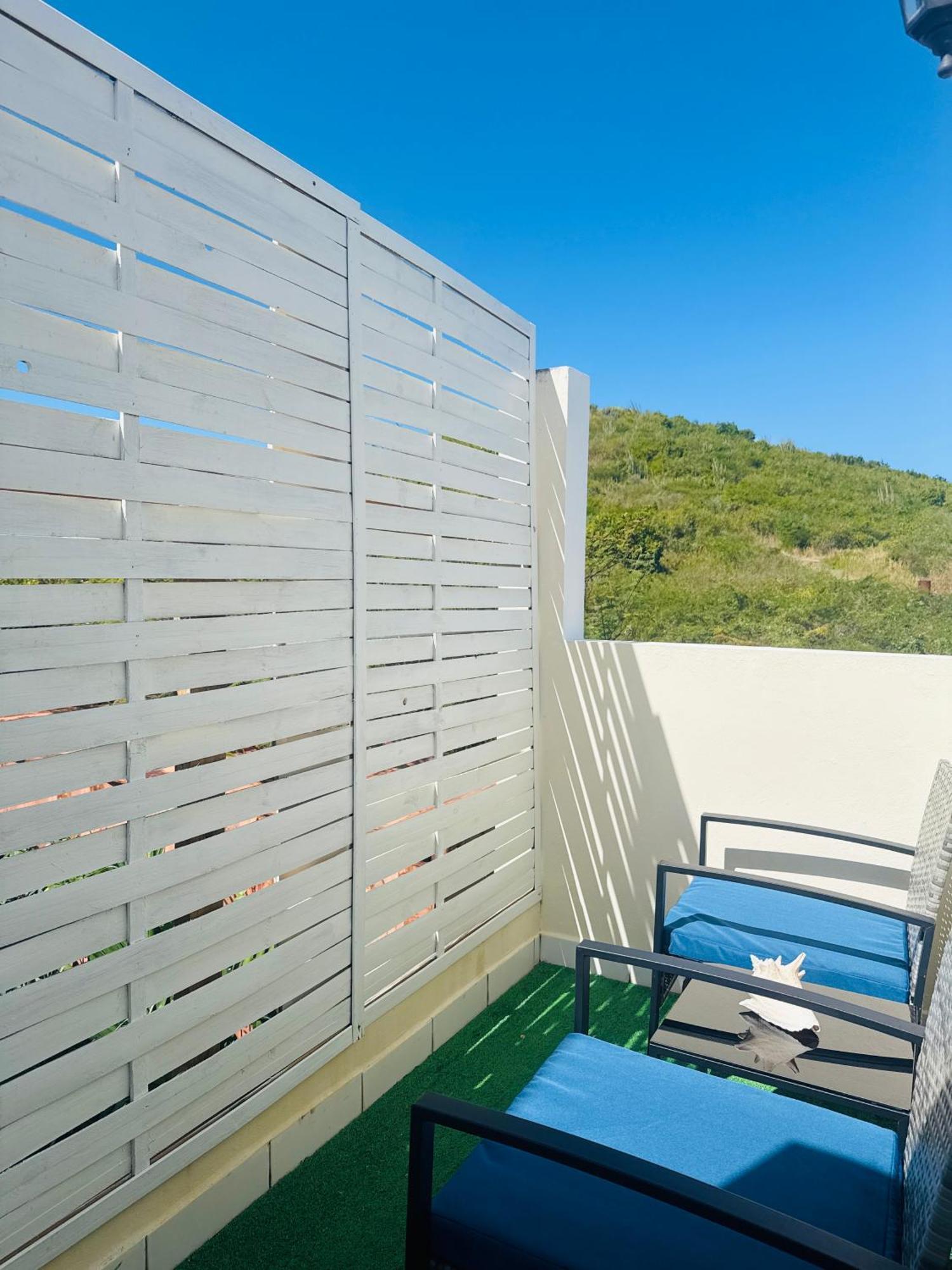 Hill Top Cottage La Savane ภายนอก รูปภาพ